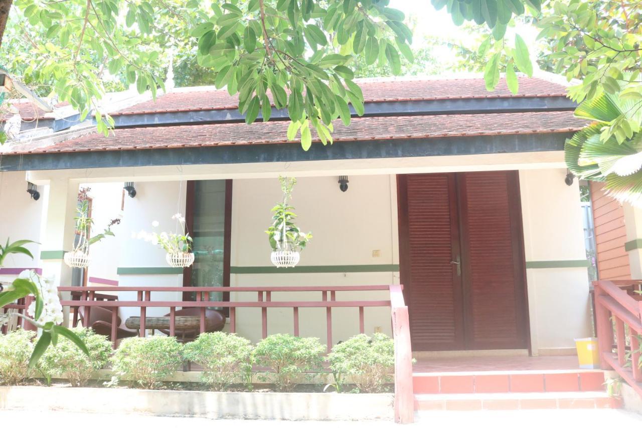 Our House Bungalow Kampot Exterior foto